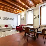 Amanti Apartment In Verona