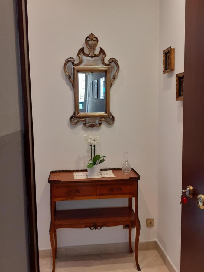 La Casa Di Sabrina Apartamento *