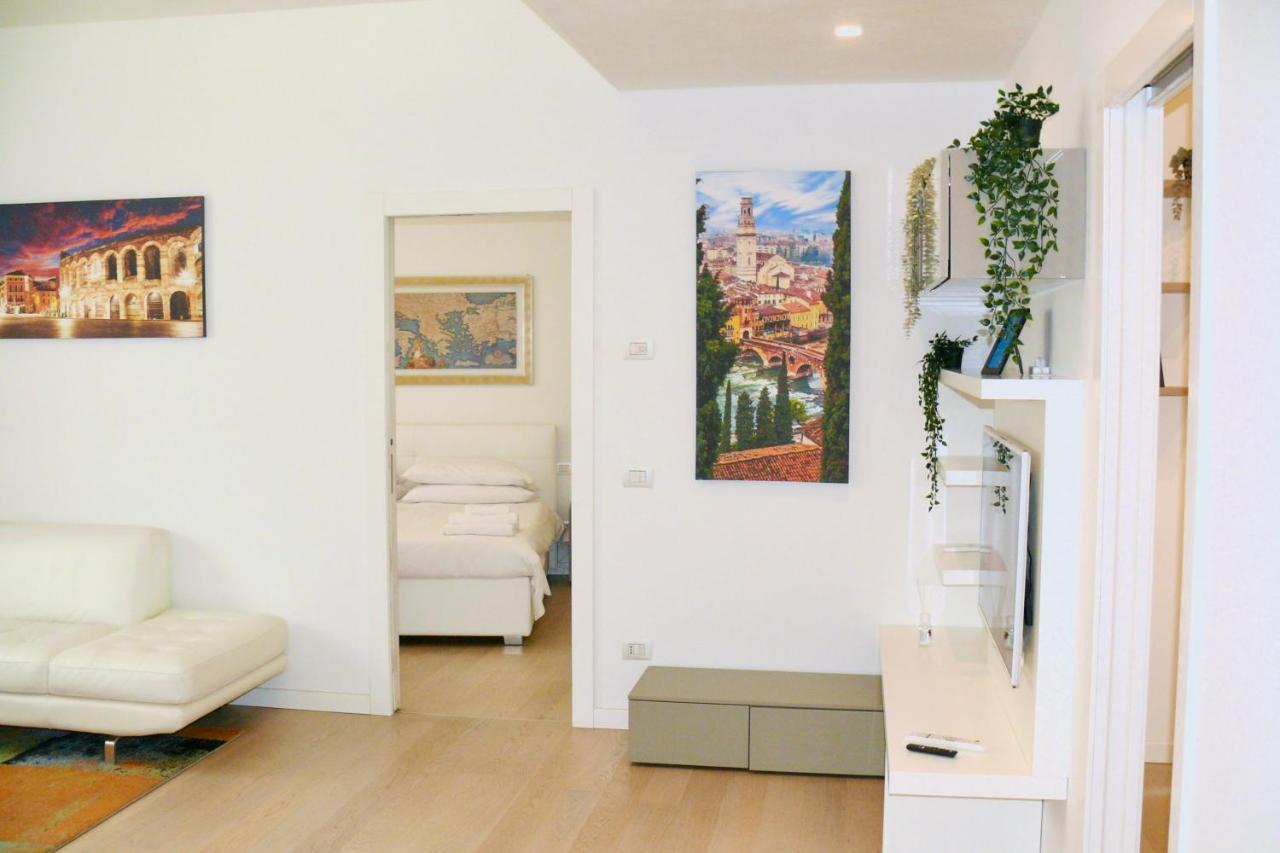Romeo's House Nel Centro Storico Di - Free Parking Apartamento