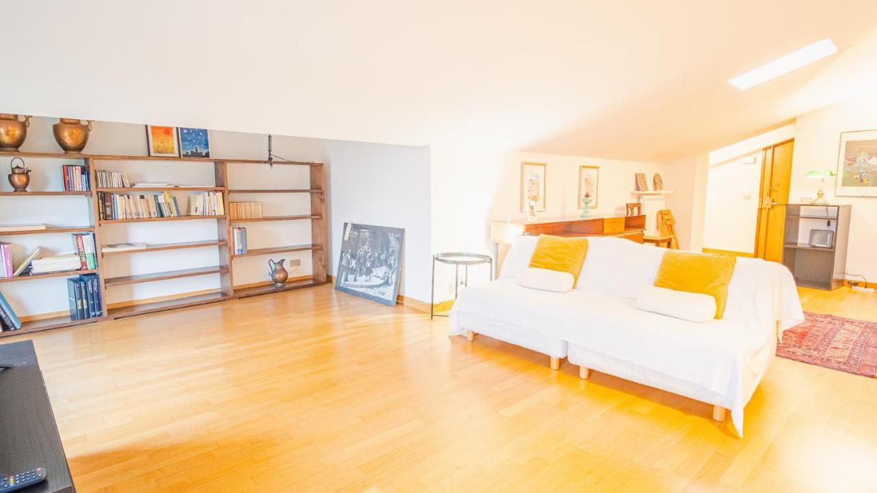 Appartement Mansarda Fontana Ferro - Italian Homing Vérone