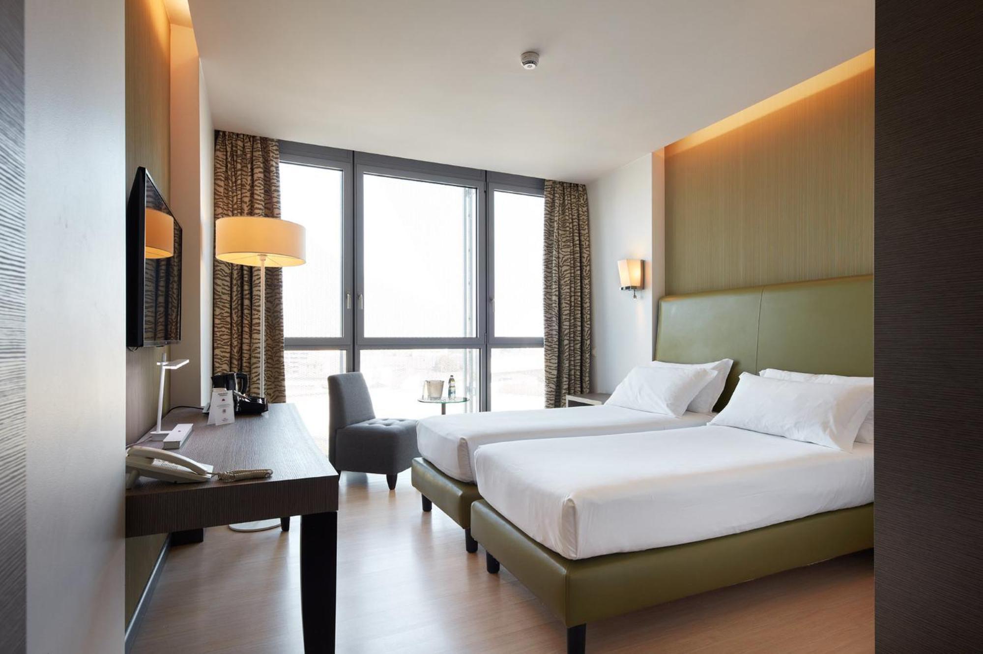 Hotel Crowne Plaza Fiera By Ihg 4*