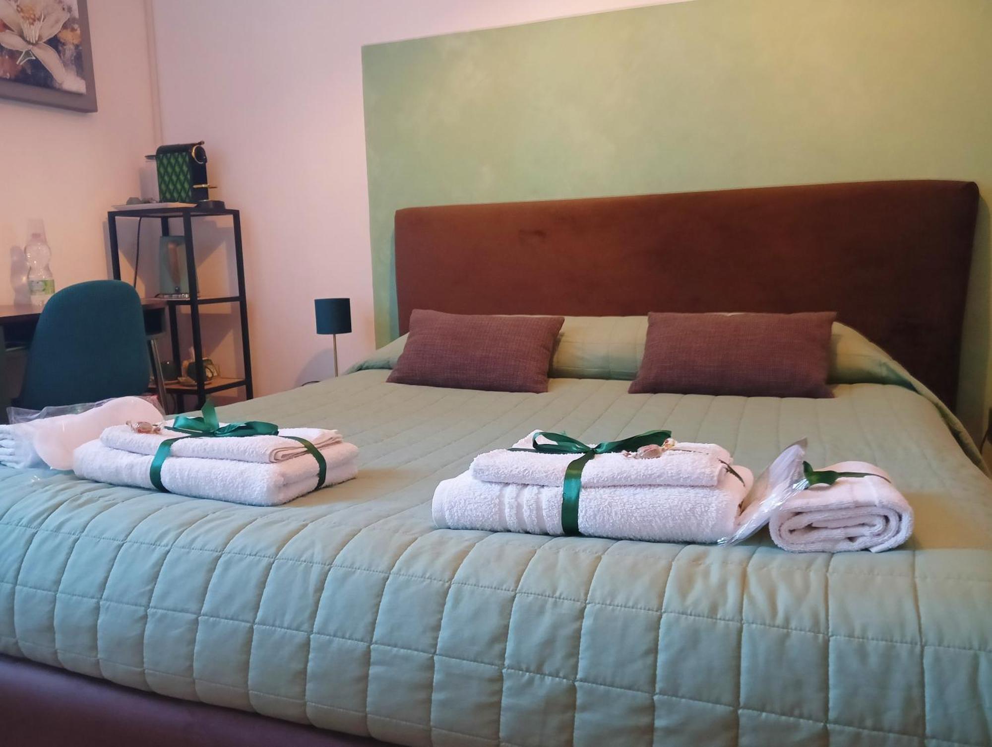 Residenza Bra Loc.turistiche Pensión *