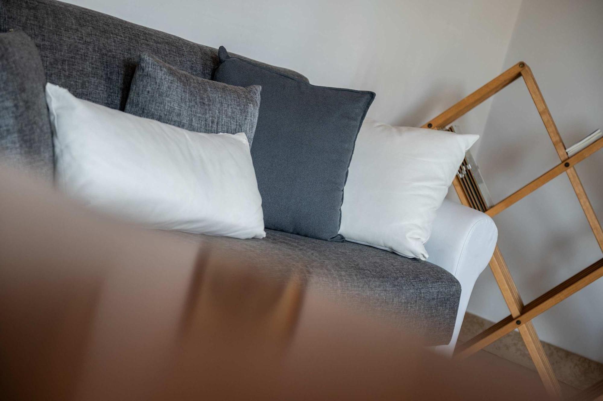 Cozy Flat With Large Balcony Few Steps From Arena Apartamento