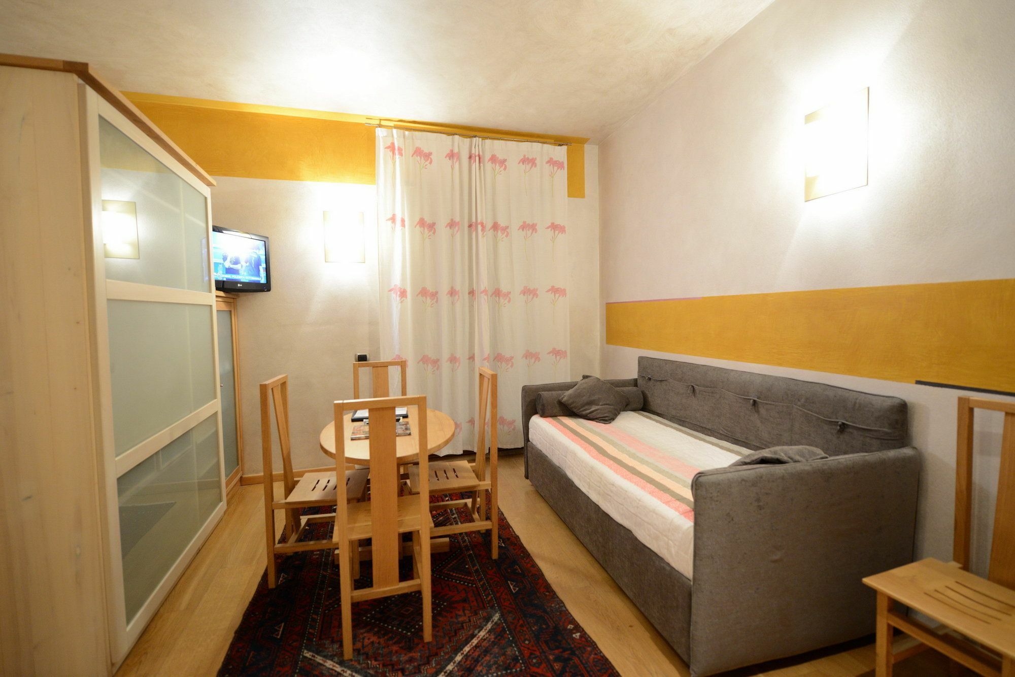 Apartahotel Junior Casa Cavallino 3*