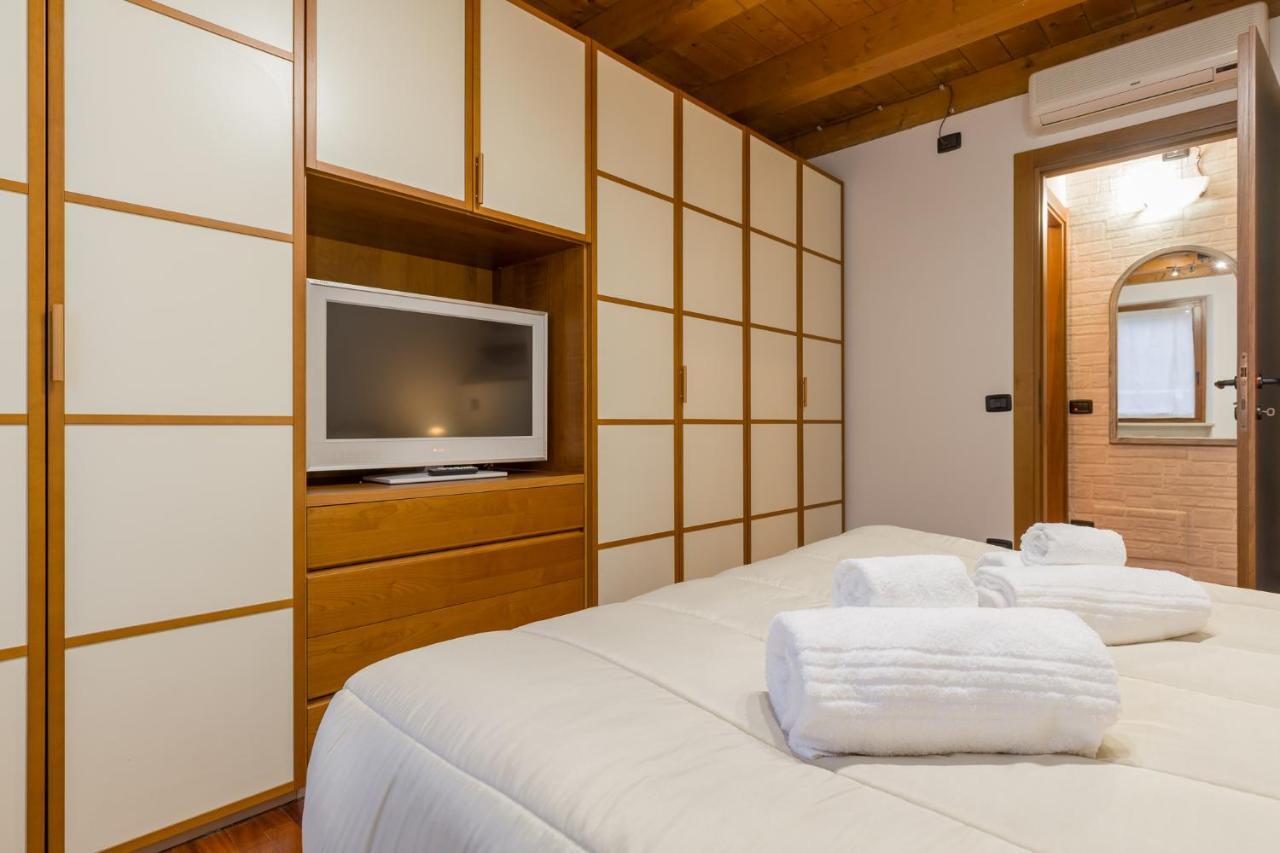 Stradone Provolo Apartamento *