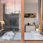 VeronaInFlat - Castle View Room