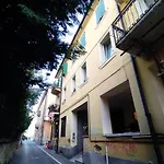Verona-Portavescovo Graziosa Casa Con Balcone