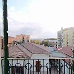 Verona-Portavescovo Graziosa Casa Con Balcone
