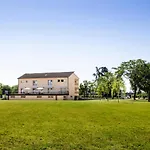 Borgoroma - Business & Residence
