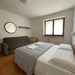 Richi Rent 03