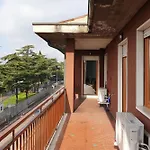Flats4Rent Mameli 140