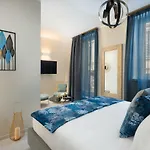 Colibri House