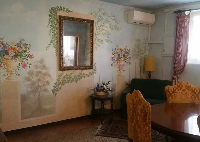 Palazzo Camozzini Apartments