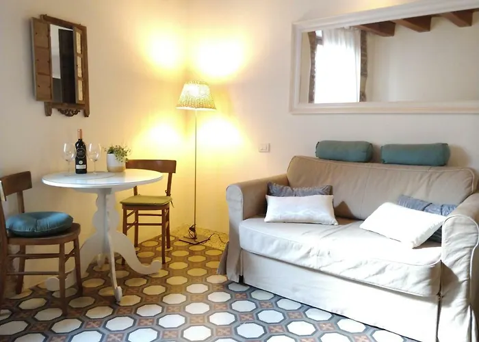La Casa Sui Portici