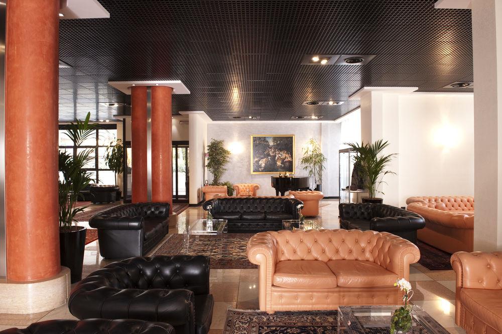 Hotel Montresor Palace