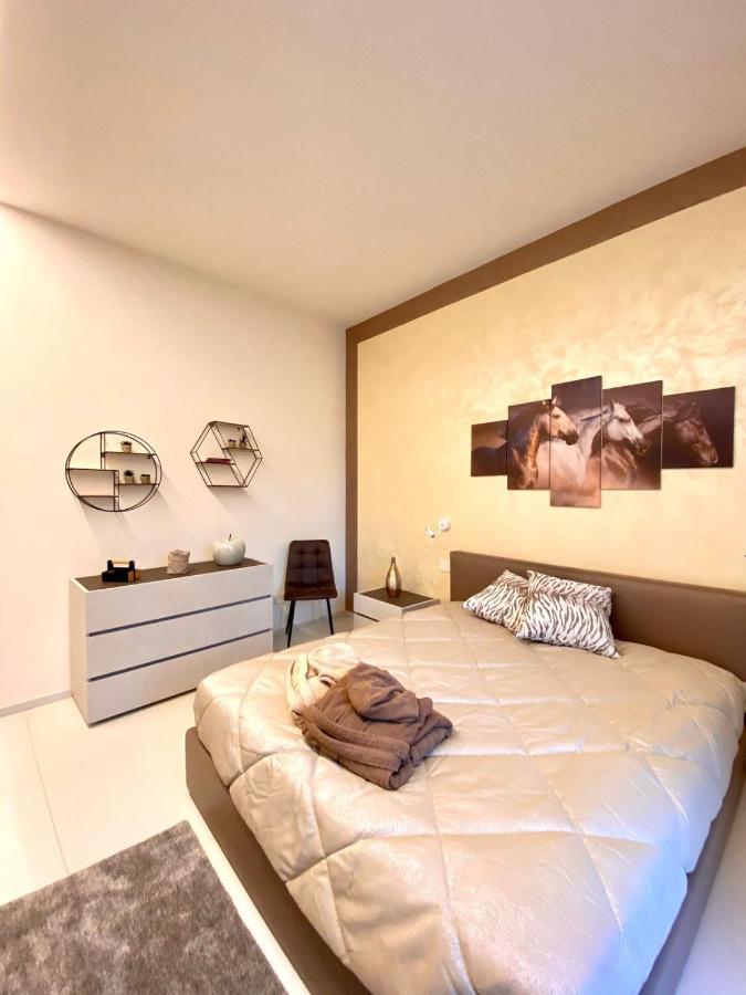 Appartement Wine And Horse - Next To Station And Free Parking