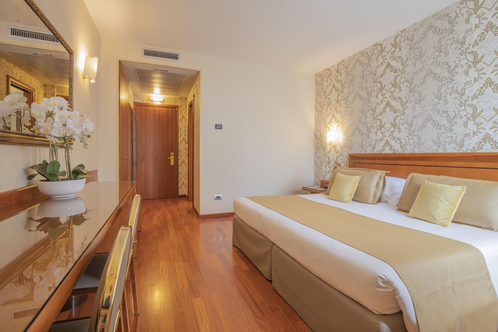 Montresor Palace Hotel