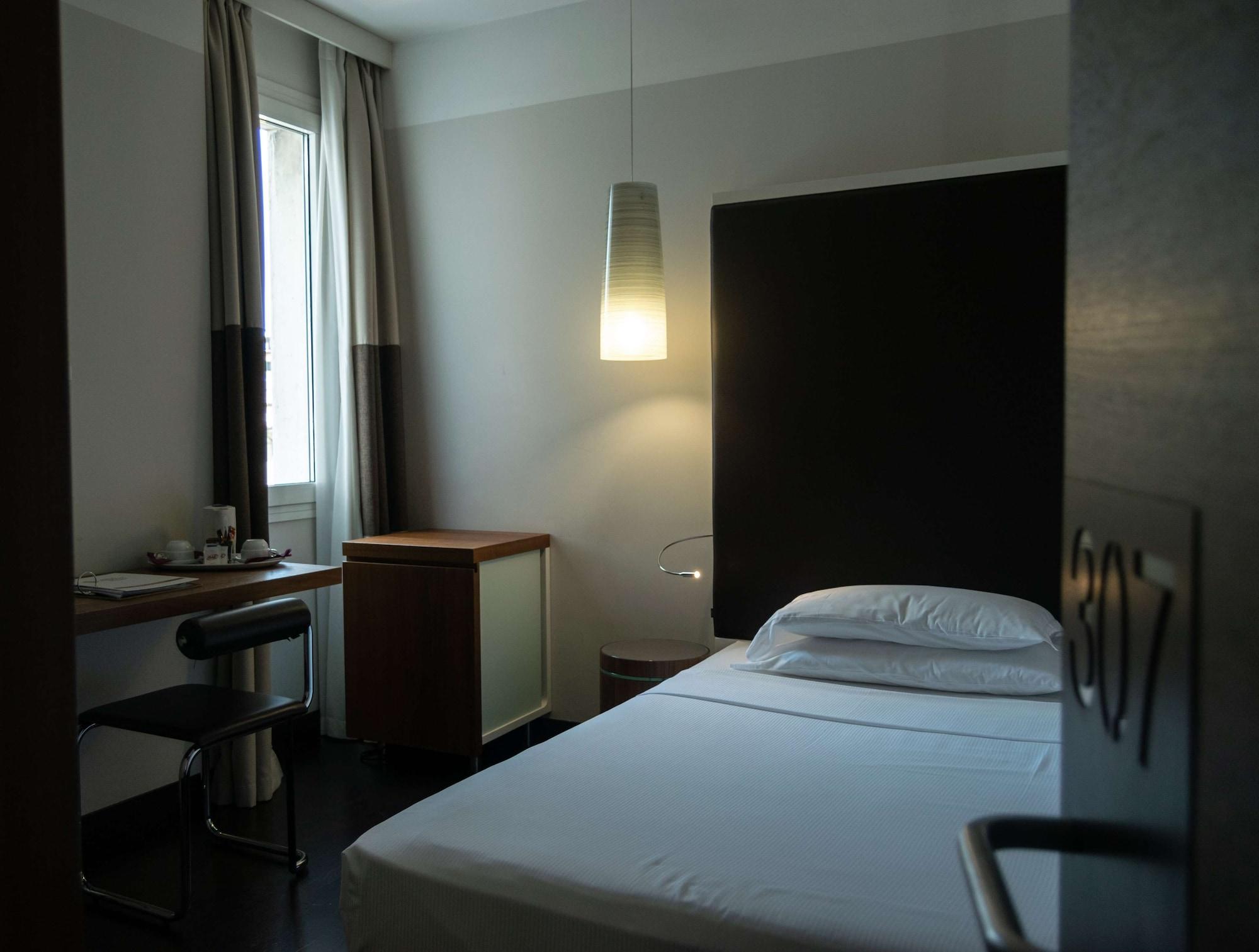 Hotel Western De Capuleti