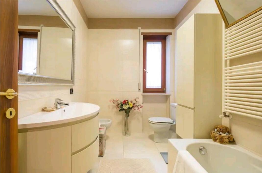 Francesca's_home
