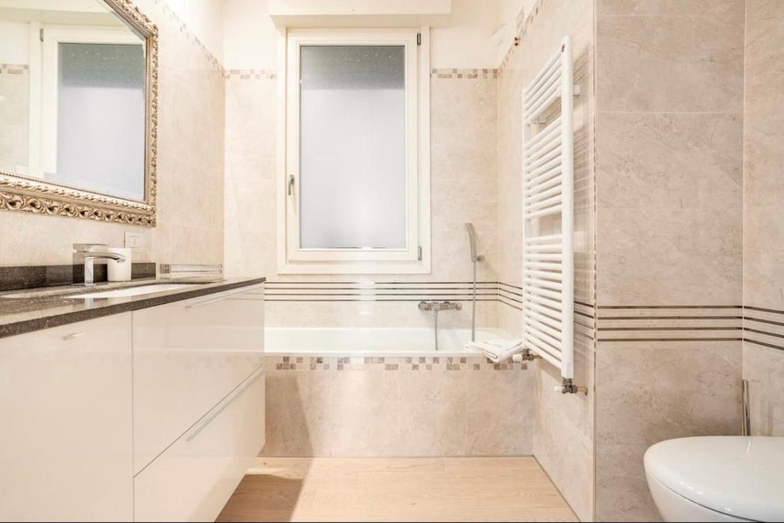 Apartamento Romeo's House Nel Centro Storico Di - Free Parking *
