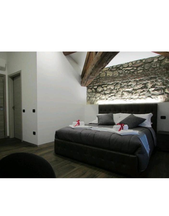 Pensión Attiko 53 Boutique Verona