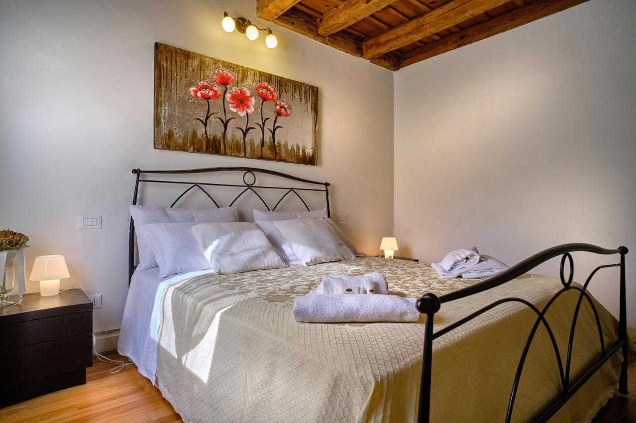 Il Vecchio Cortile Apartment *