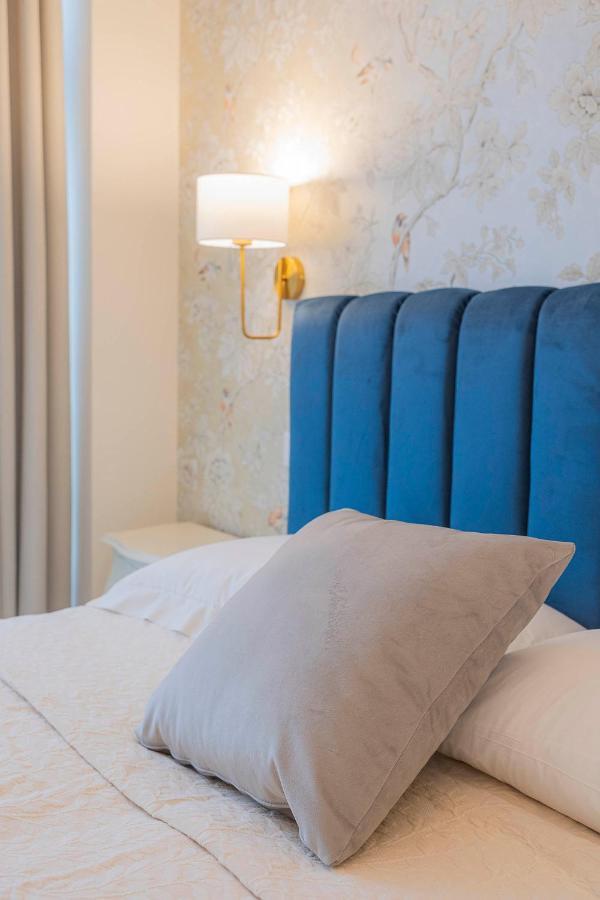 Gasthof Crys: Rooms, Holiday, Business Verona