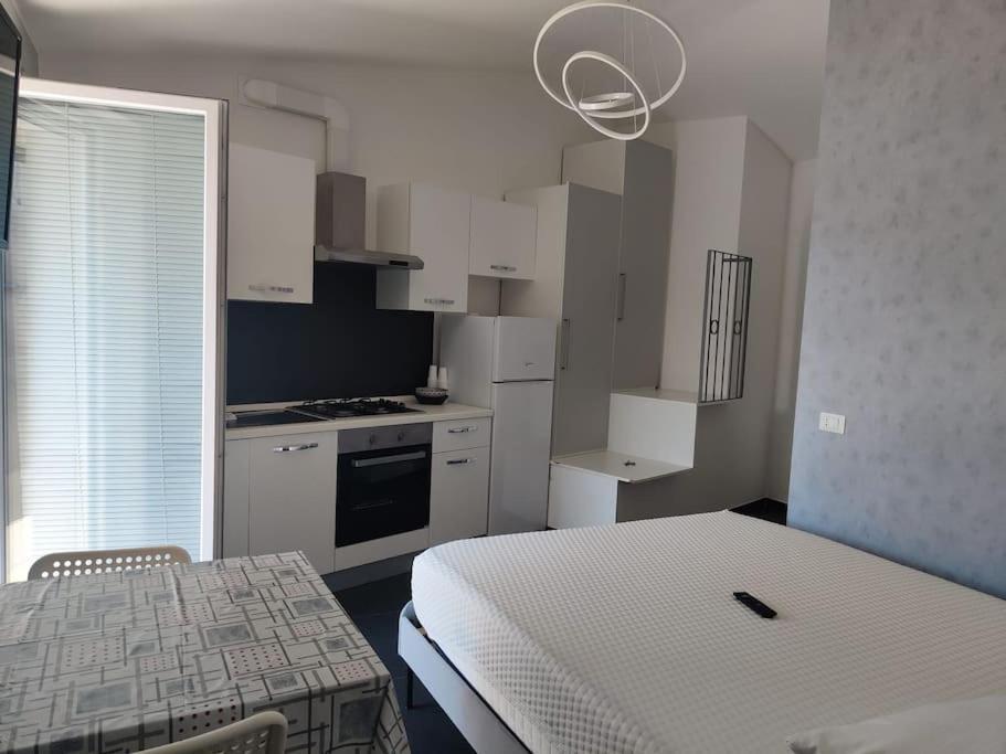 Flat 1 Balcone Apartment