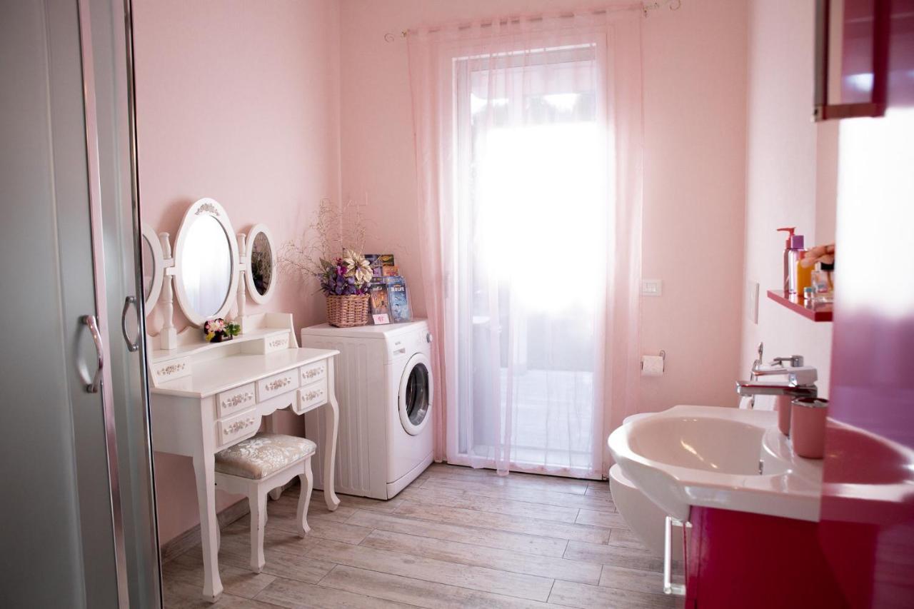 Casa vacanze Tinmar, Giardino, Piscina Privata, Bbq, Area Giochi E Parcheggio Gratuito