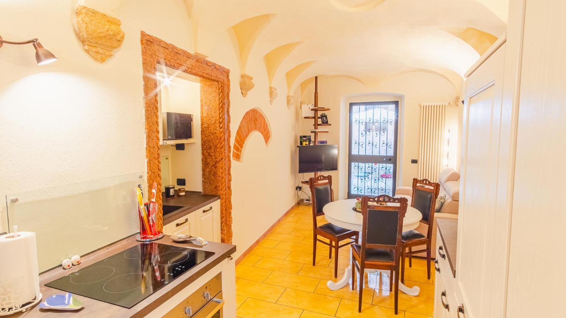 Domus Le Mura - Italian Homing