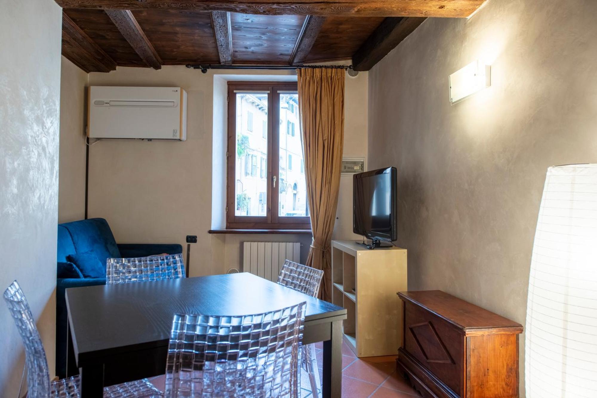 Ai Piedi Del Castello / 4pl / Apt. Full Apartamento