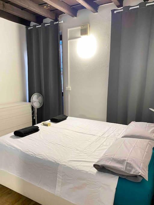 Low-cost Teatro Romano Apartment Verona