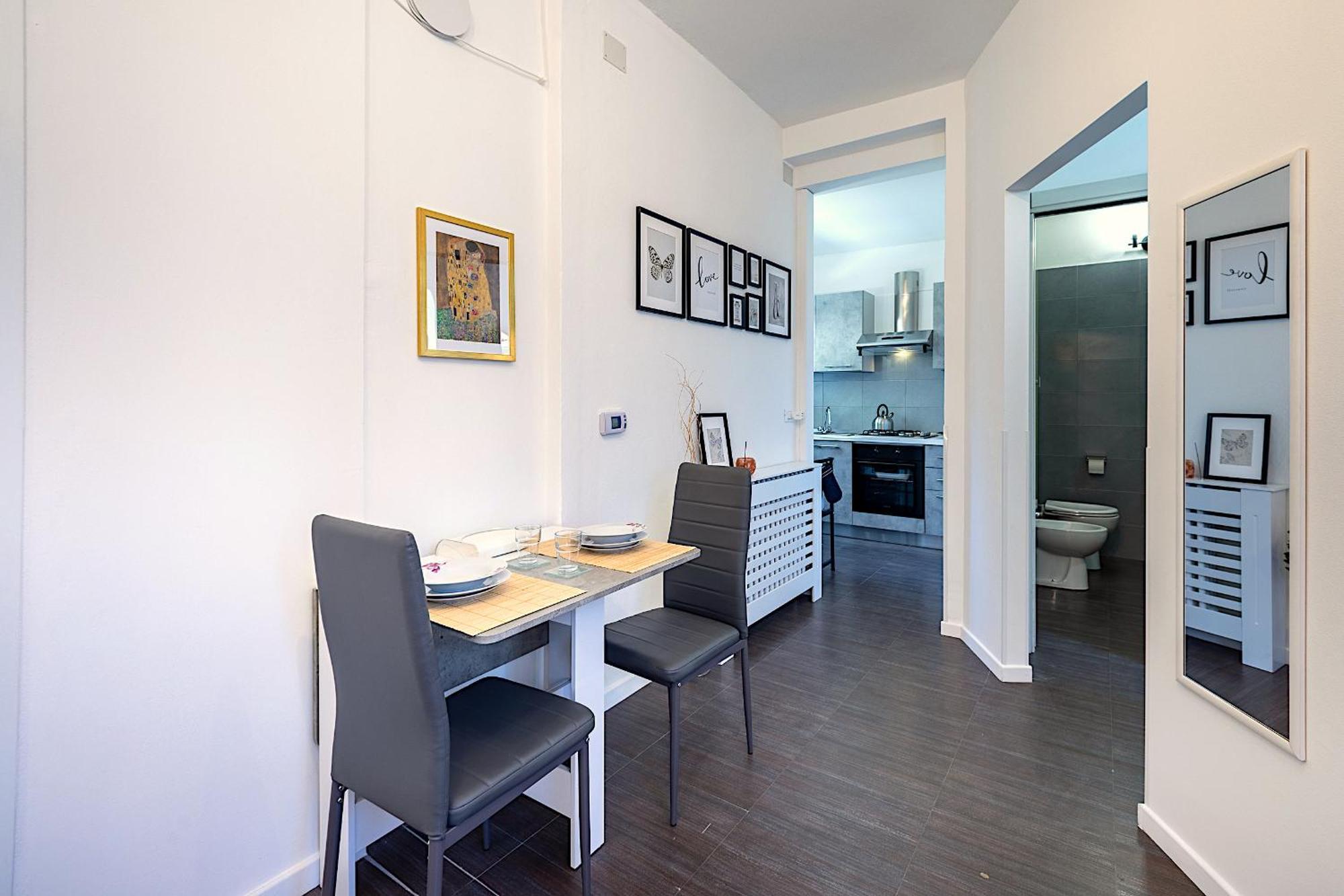 Ambra House - Ingresso Diretto, Parcheggio Libero E Wi-fi *