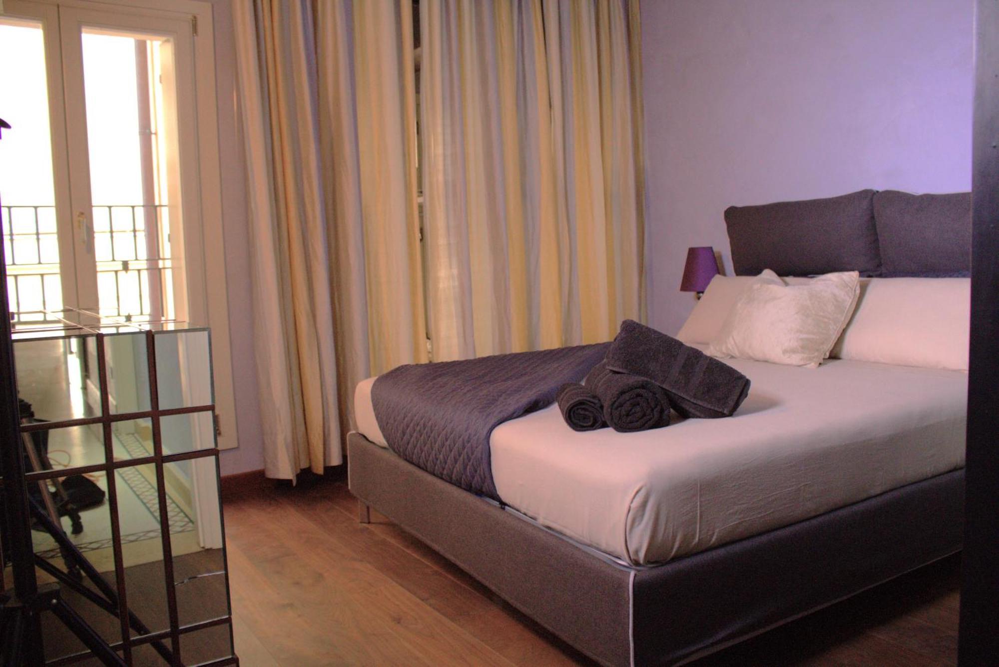Apartamento Luxury Flats , Piazza Erbe With Balcony On Main Square *