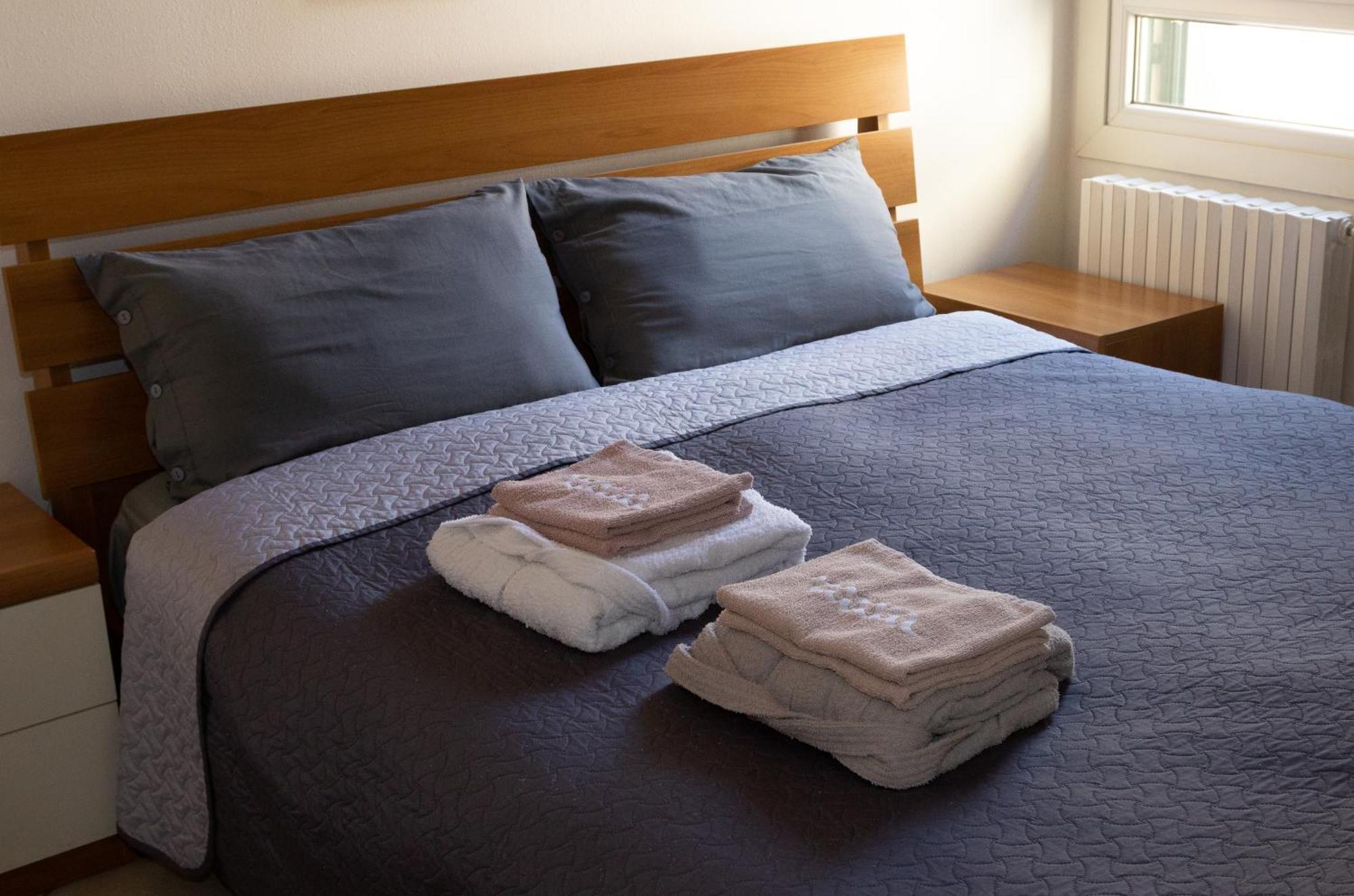 Nest Apartment *