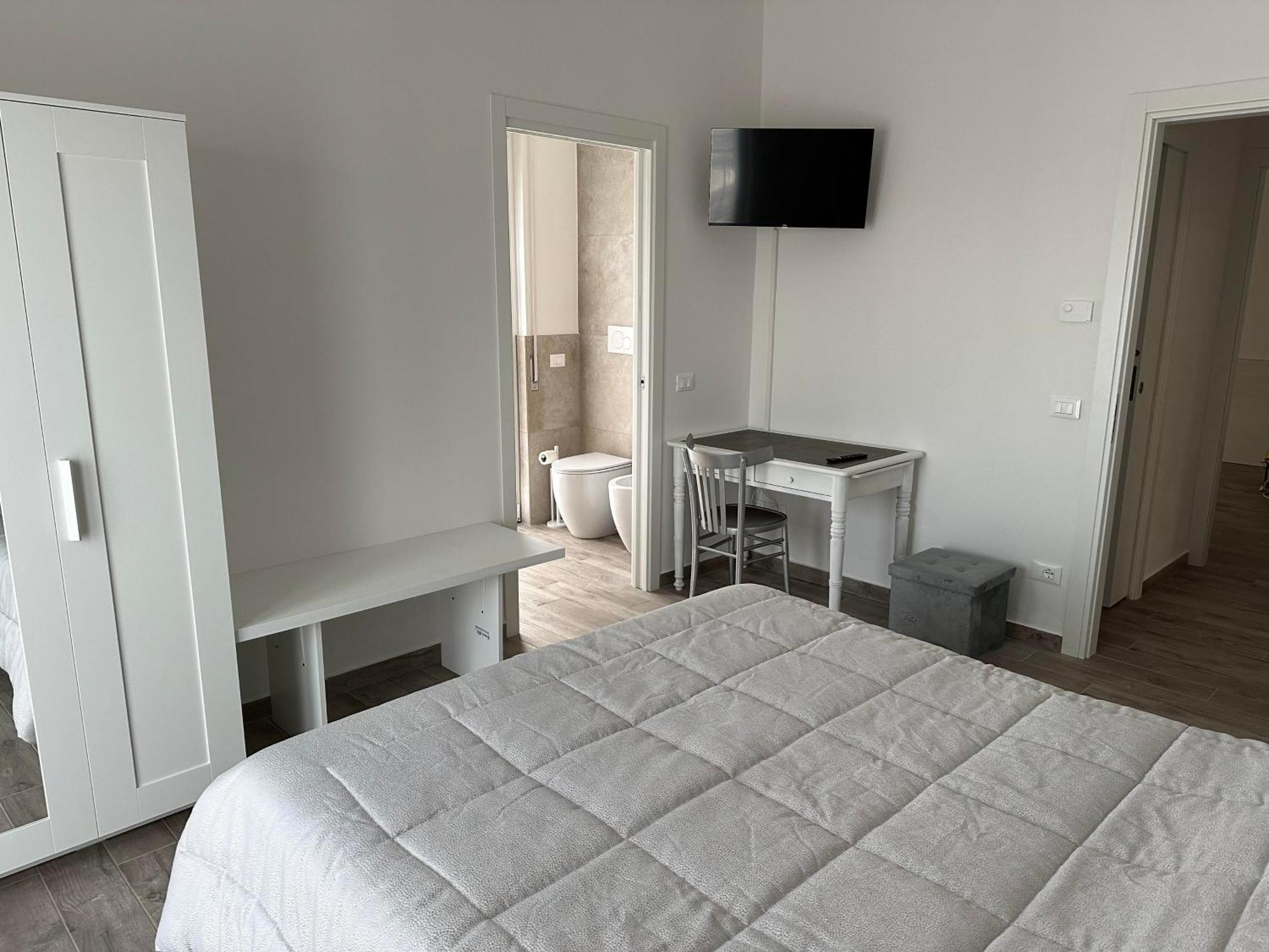 Alias Apartment