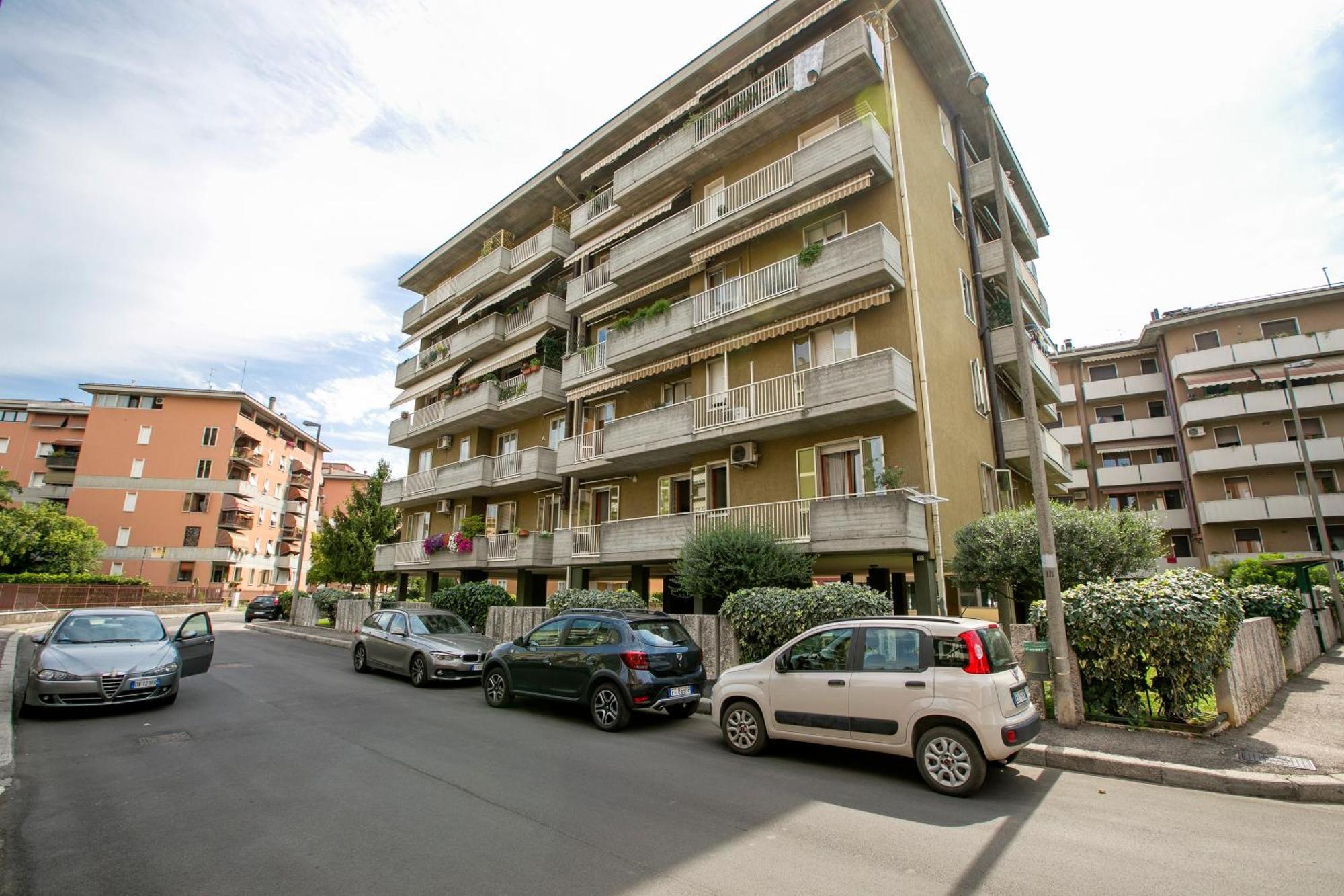 Appartamento For *