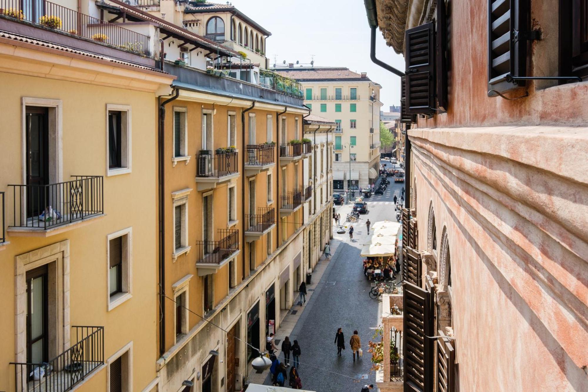 Stella - Centro Verona