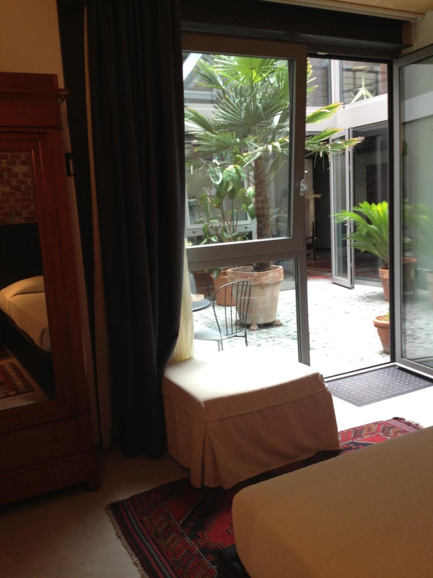 Bed and breakfast Loft 2*