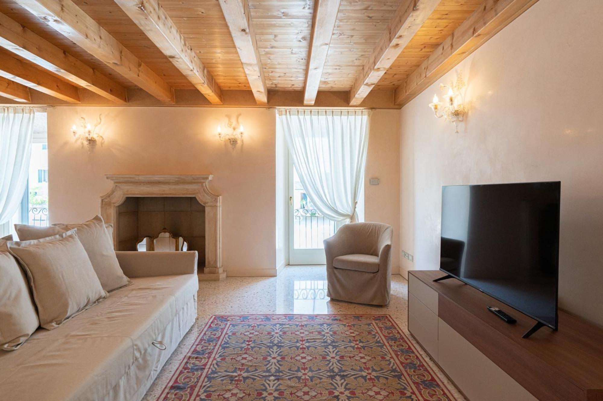 Relais La Torre Affittacamere 3*