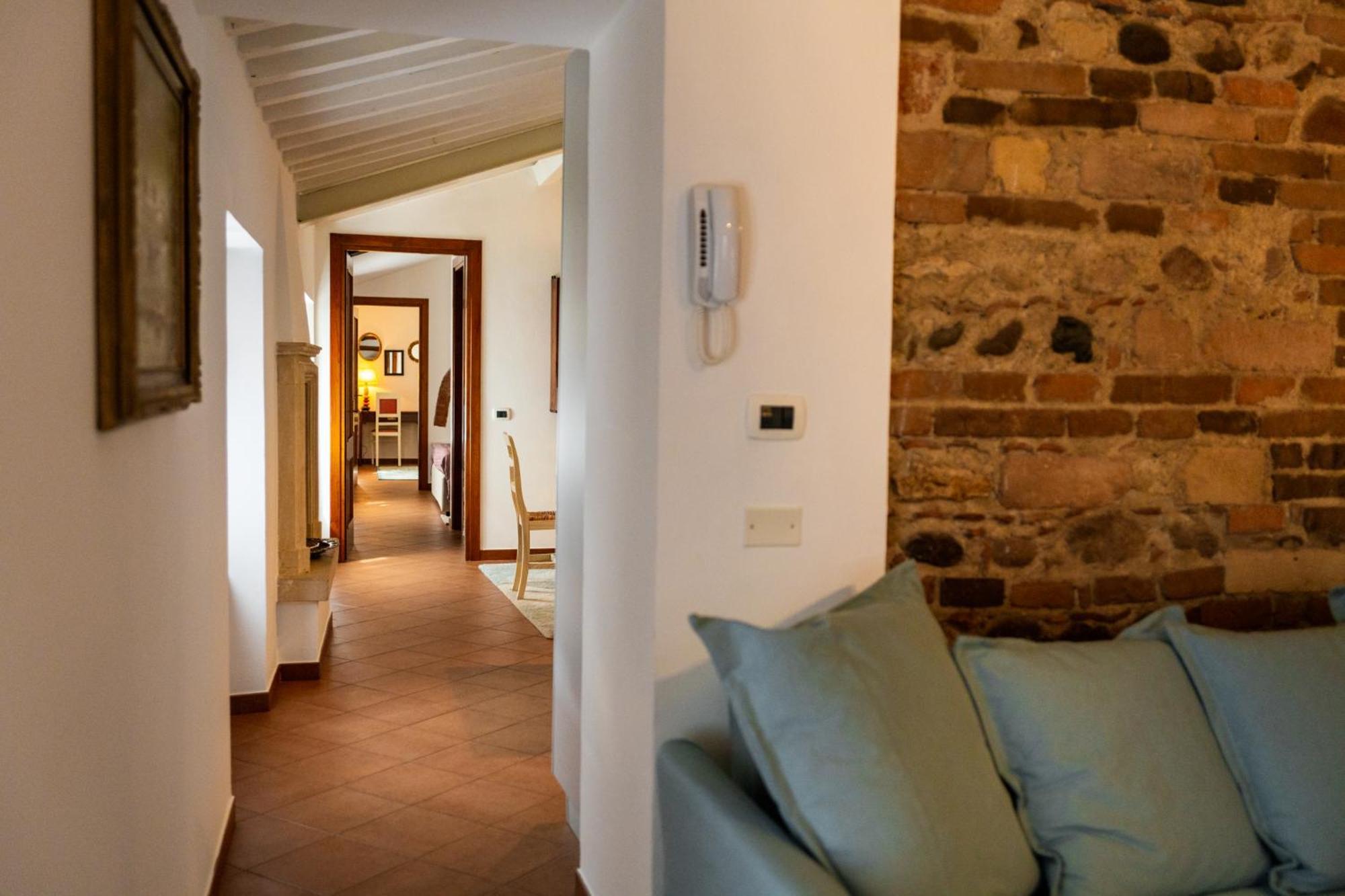 Relais La Torre Guest house
