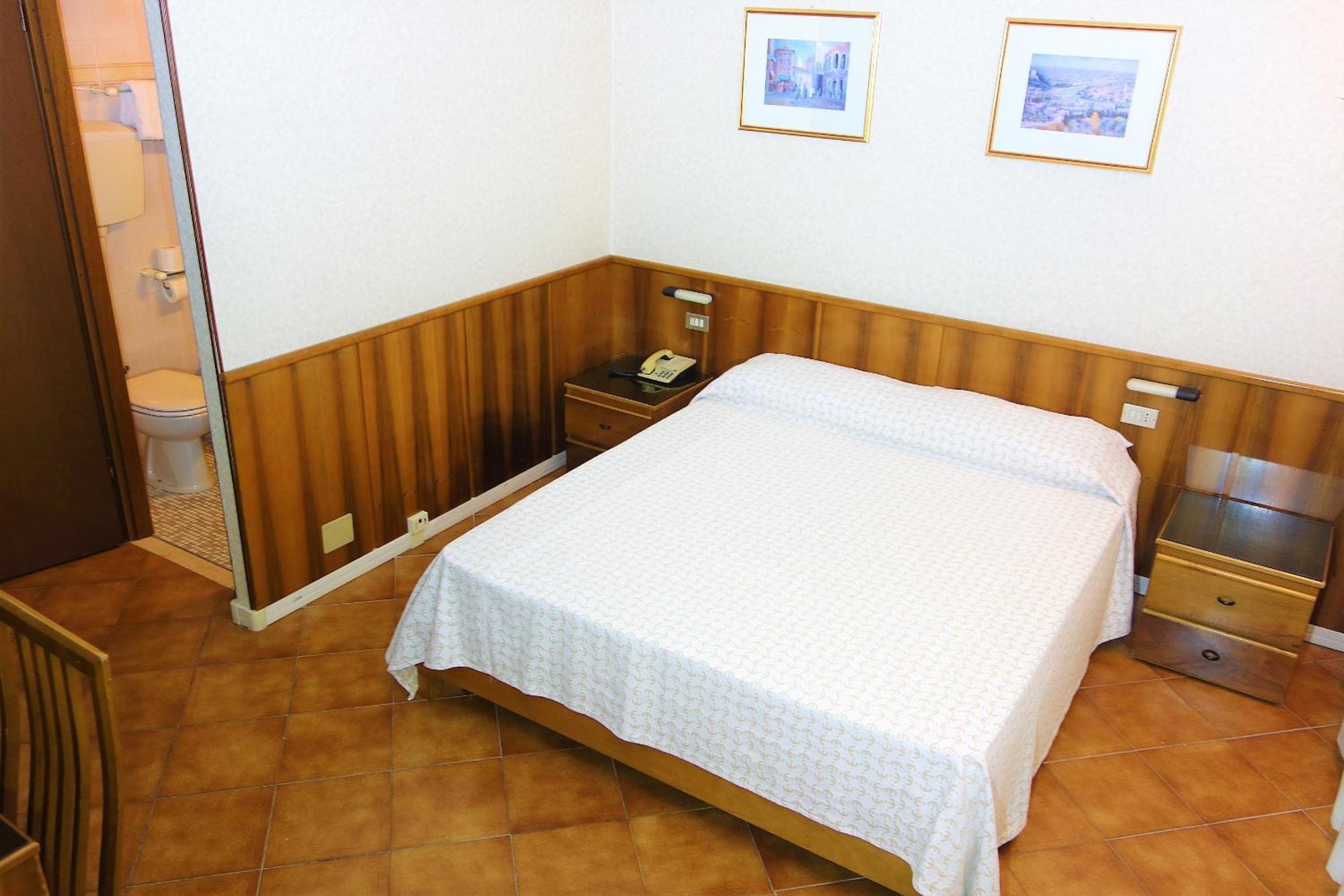 Euromotel Croce Bianca Hotel