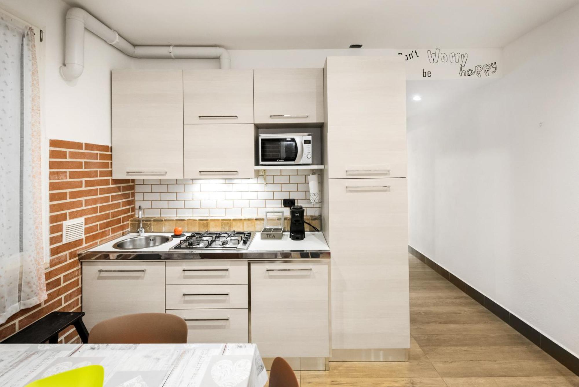 Apartment Happy