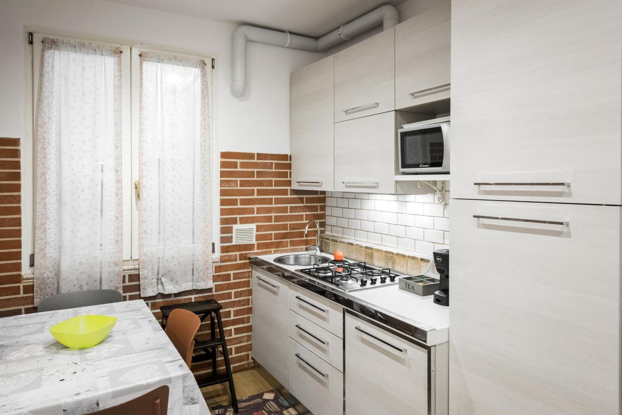 Happy Apartment