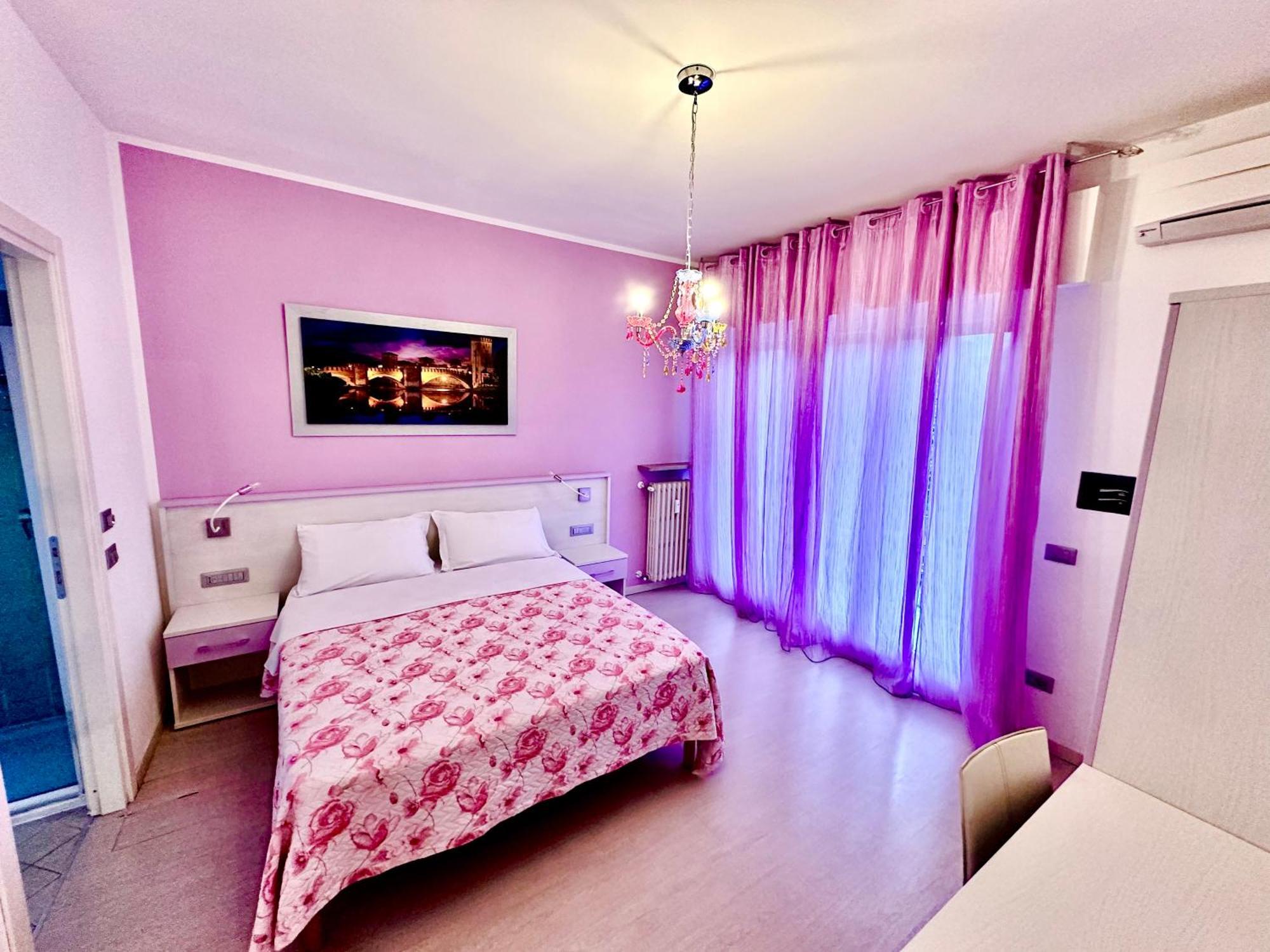 Gasthof Ai Giardini -vicino Ospedale Borgo Trento E Centro Storico 2*