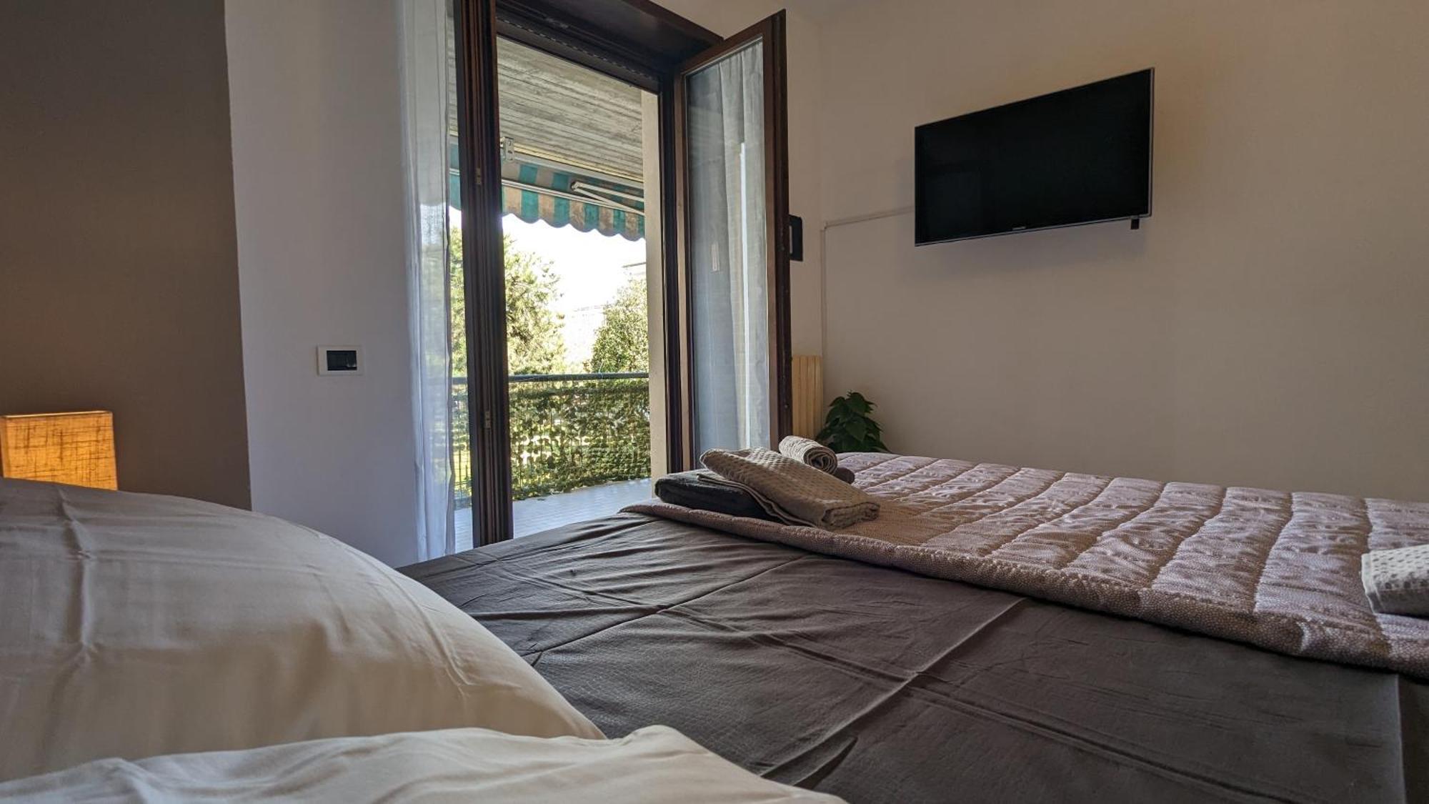 Urban Escape - A Peaceful Getaway Near The Appartamento Verona