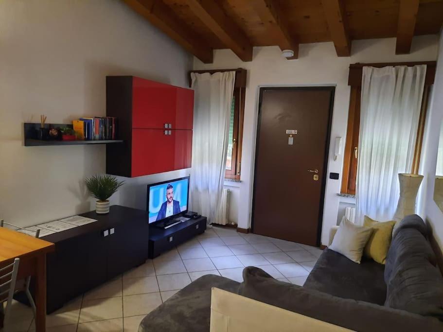 Appartement La Casa Di Davide Con Giardino E Garage *