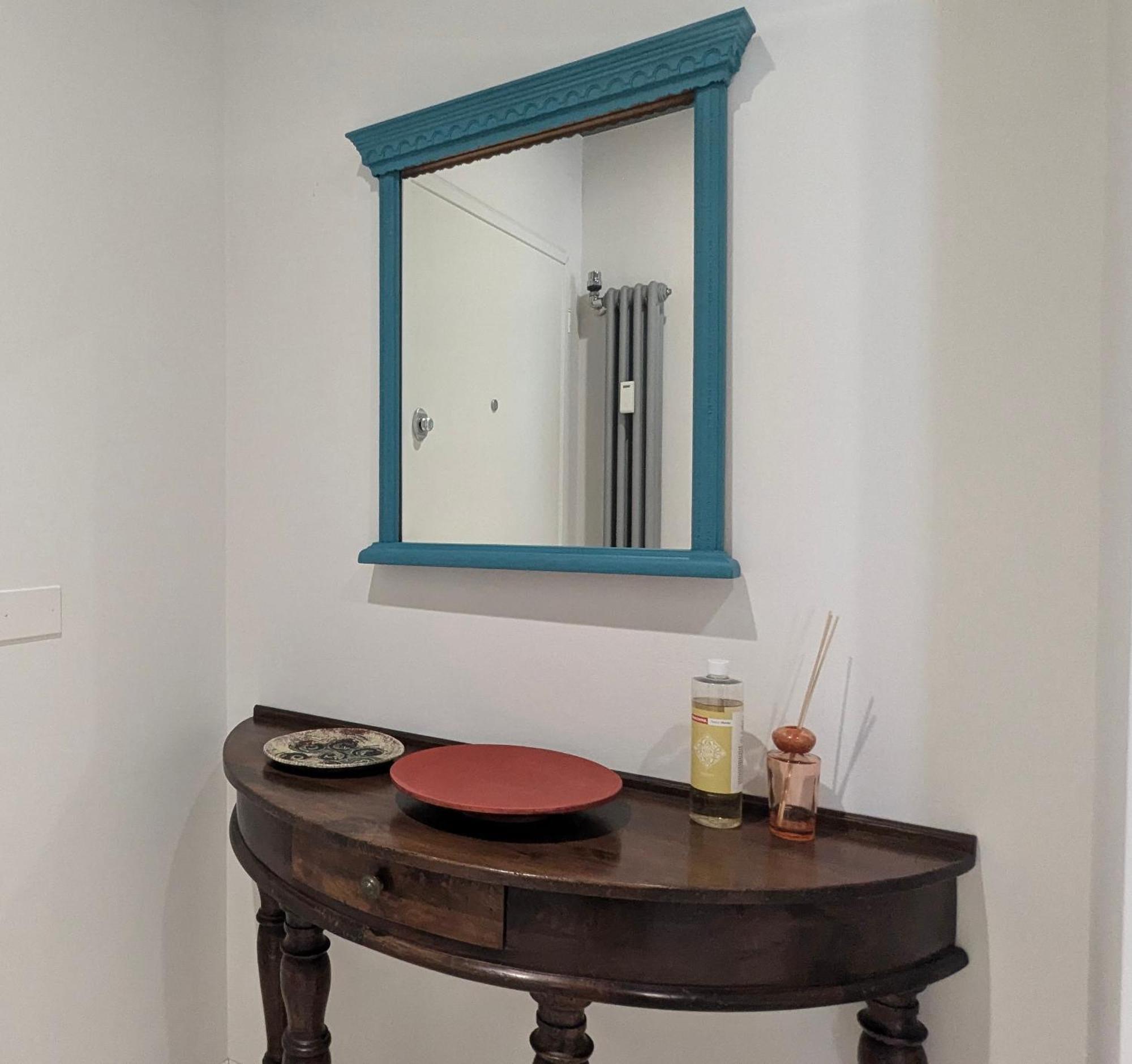 Artist House, Design And * Verona