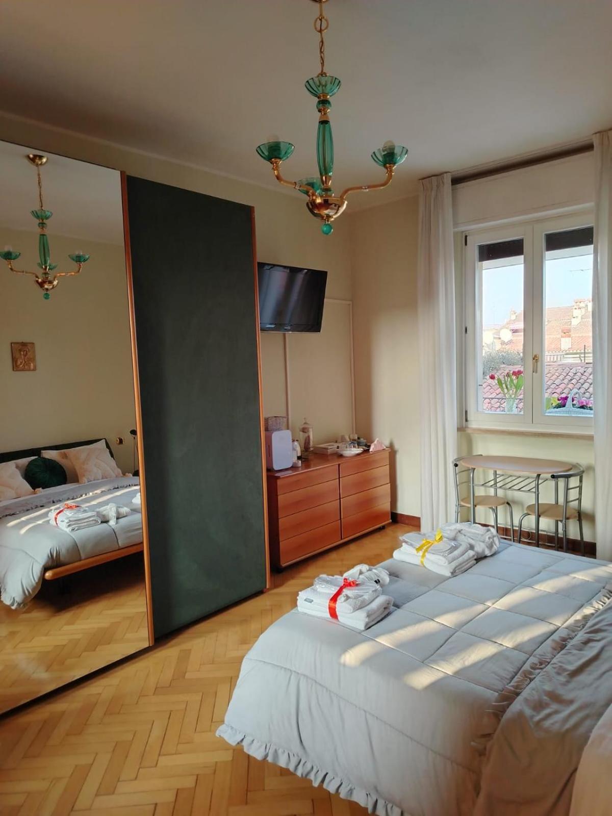Bed & Breakfast Califano- 2 Leoni