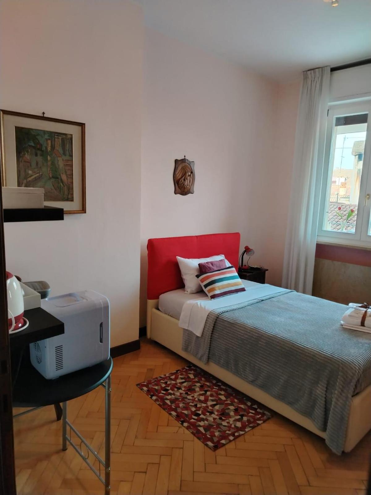 Bed & Breakfast Califano- 2 Leoni *